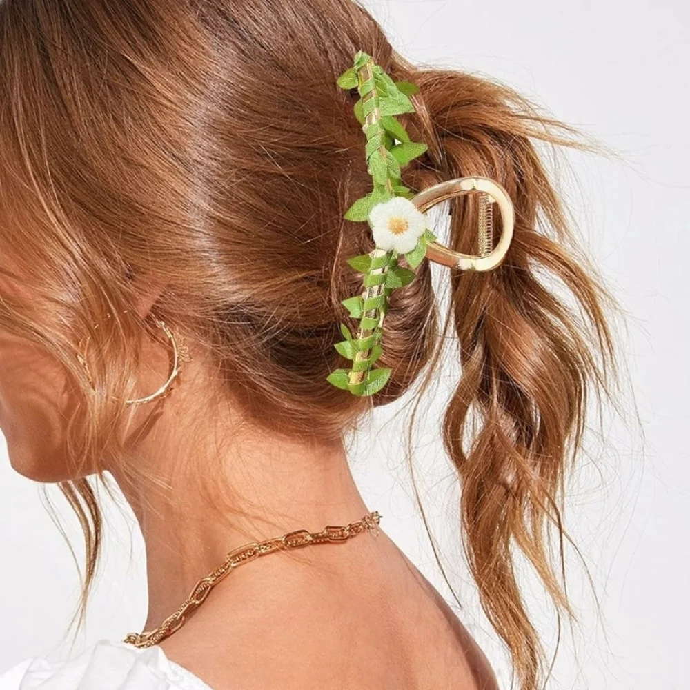 ITingstere 2 Piece Non-Slip Metal Butterfly Flower Clips